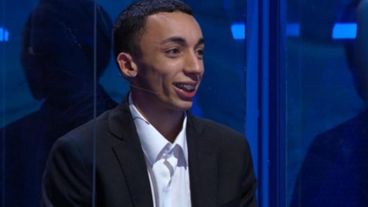 gf vip 7 sei concorrenti jeda qualcuno sostiene che sto con vera gemma perche non ho una casa 2617378