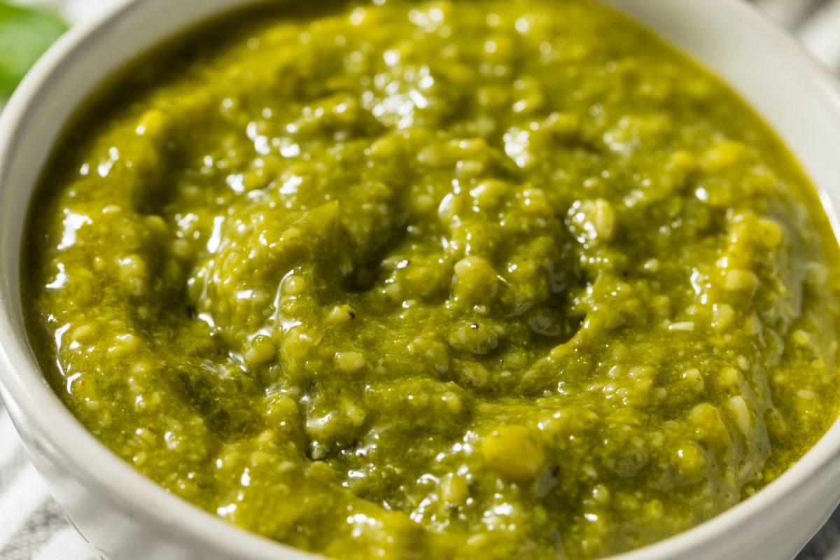 il pesto di fiori di AdobeStock 371066033