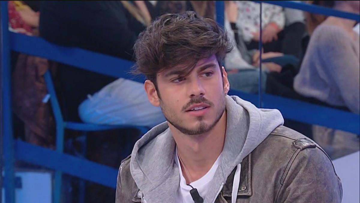 luca daffre sul suo tatuaggio gossip ud luca daffre sarebbe stato avvistato a milano in compagnia di emma muscat 2302281