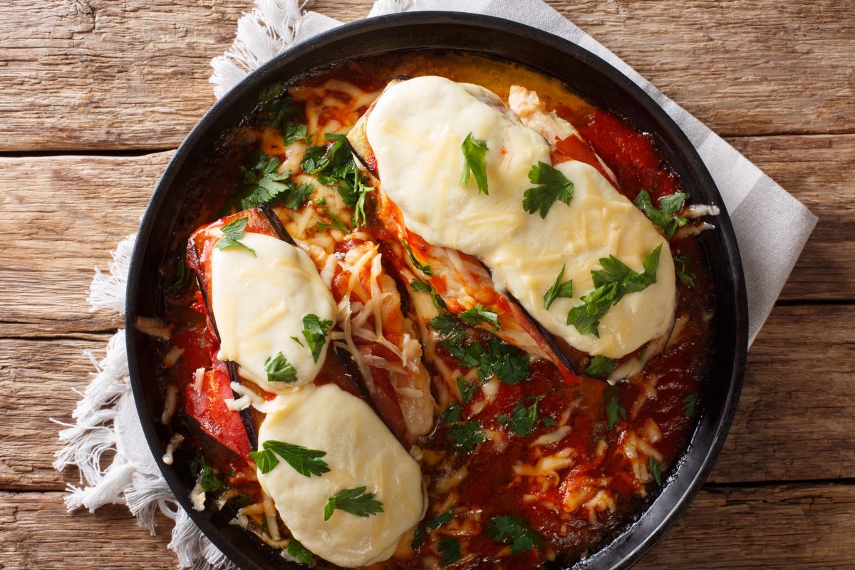 melanzane ripiene ricetta tipica calabrese AdobeStock 220902157