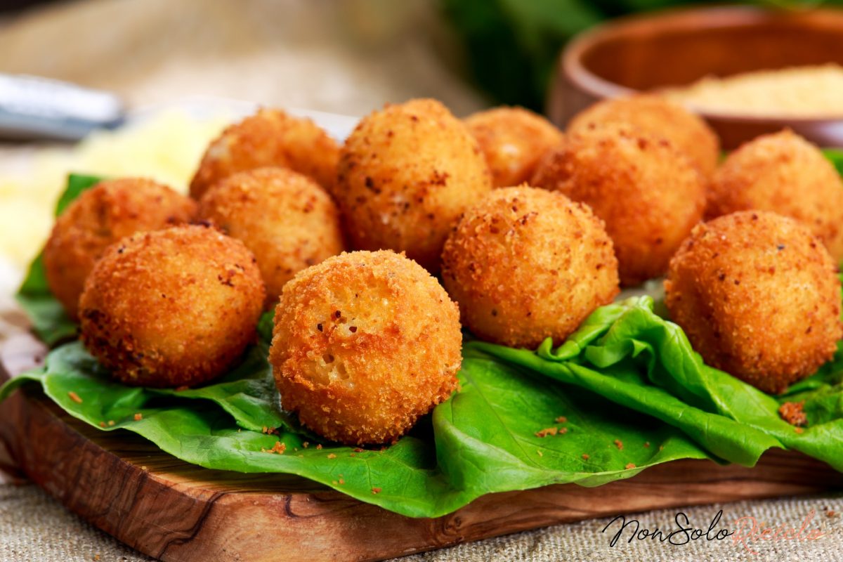 pepite di melanzane deliziose calde crocchette di melanzane deliziose calde 1 1200x800 1