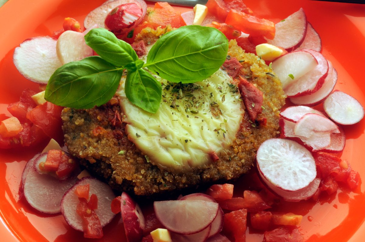 petto di pollo alla caprese AdobeStock 269565076 1