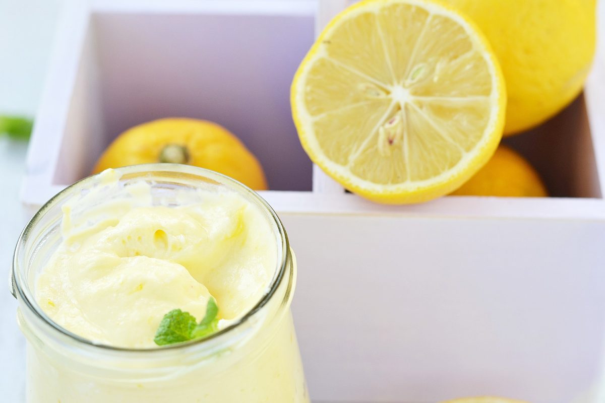 2 limoni 2 bottiglie di 002