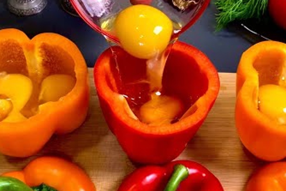 3 peperoni e 6 uova peperoni ripieni 1