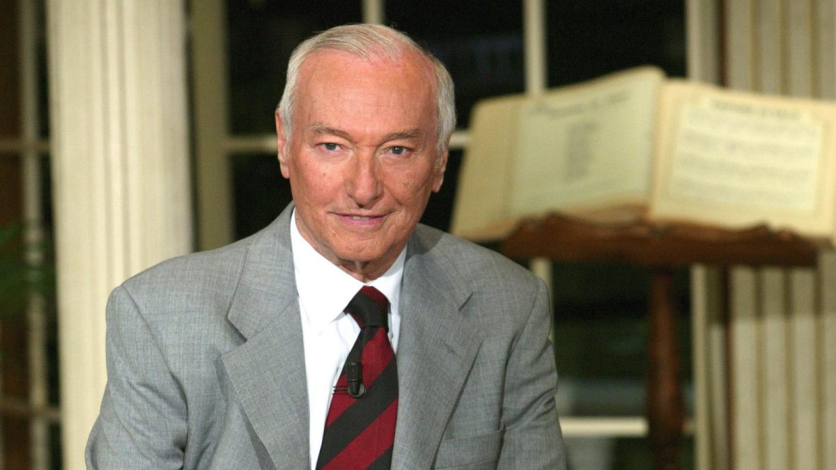 piero angela vita privata biografia 1600x900 1660386882556 Piero Angela 2 13.8.22