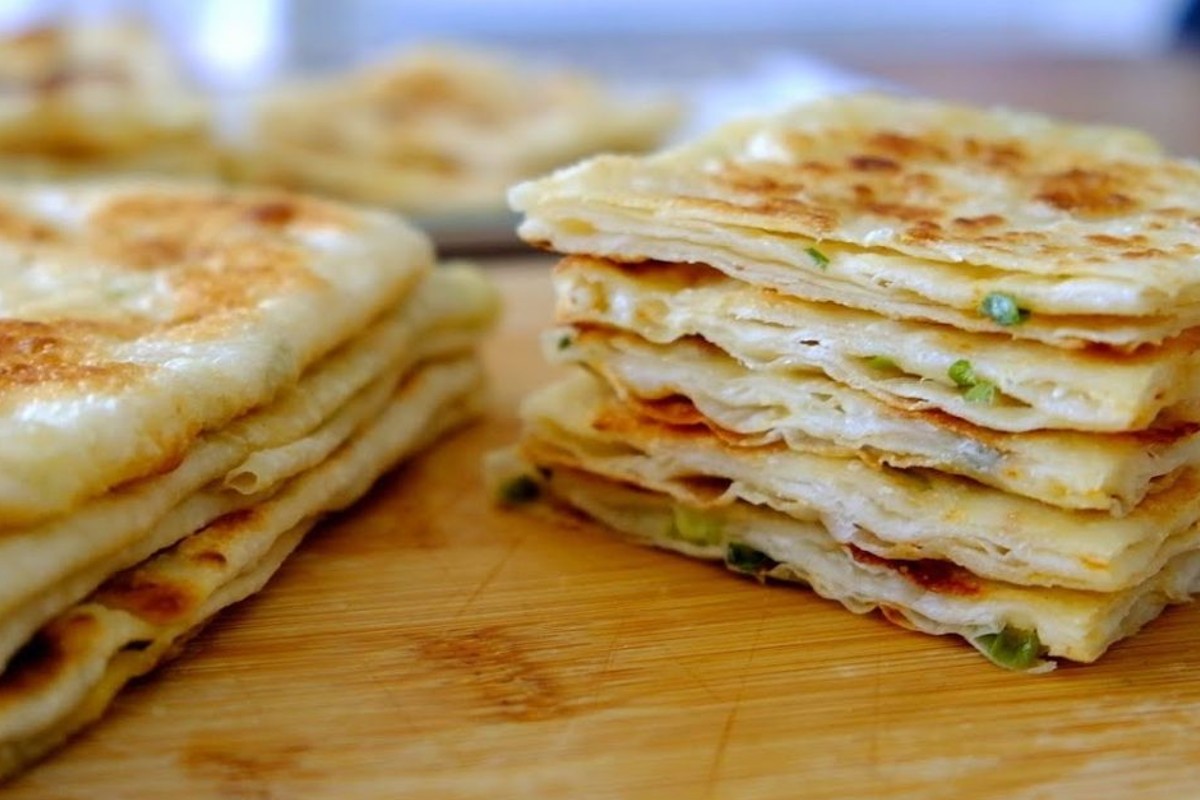 focaccine in padella solo focaccine in padella feta e cipolle