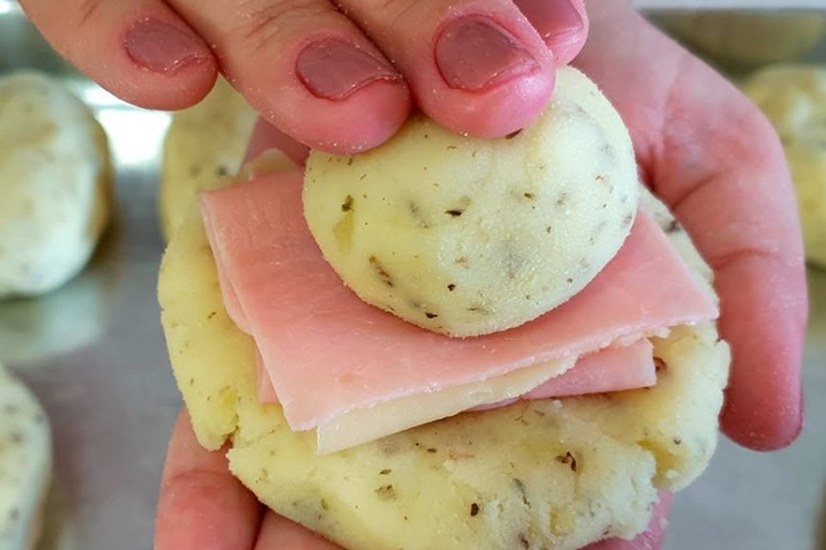se hai delle patate preparale crocchette di patate 4