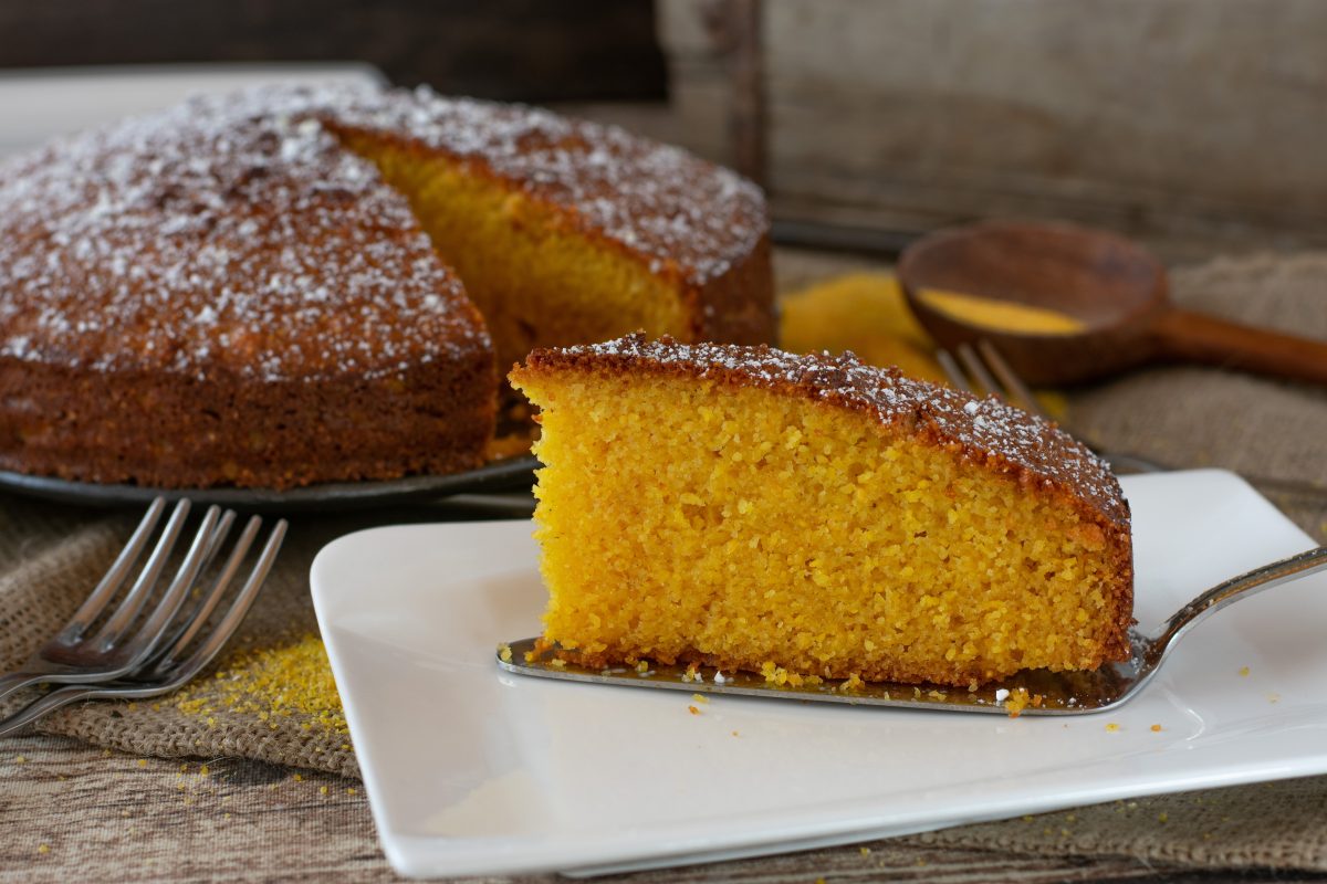 torta soffice allarancia senza uova AdobeStock 441540787