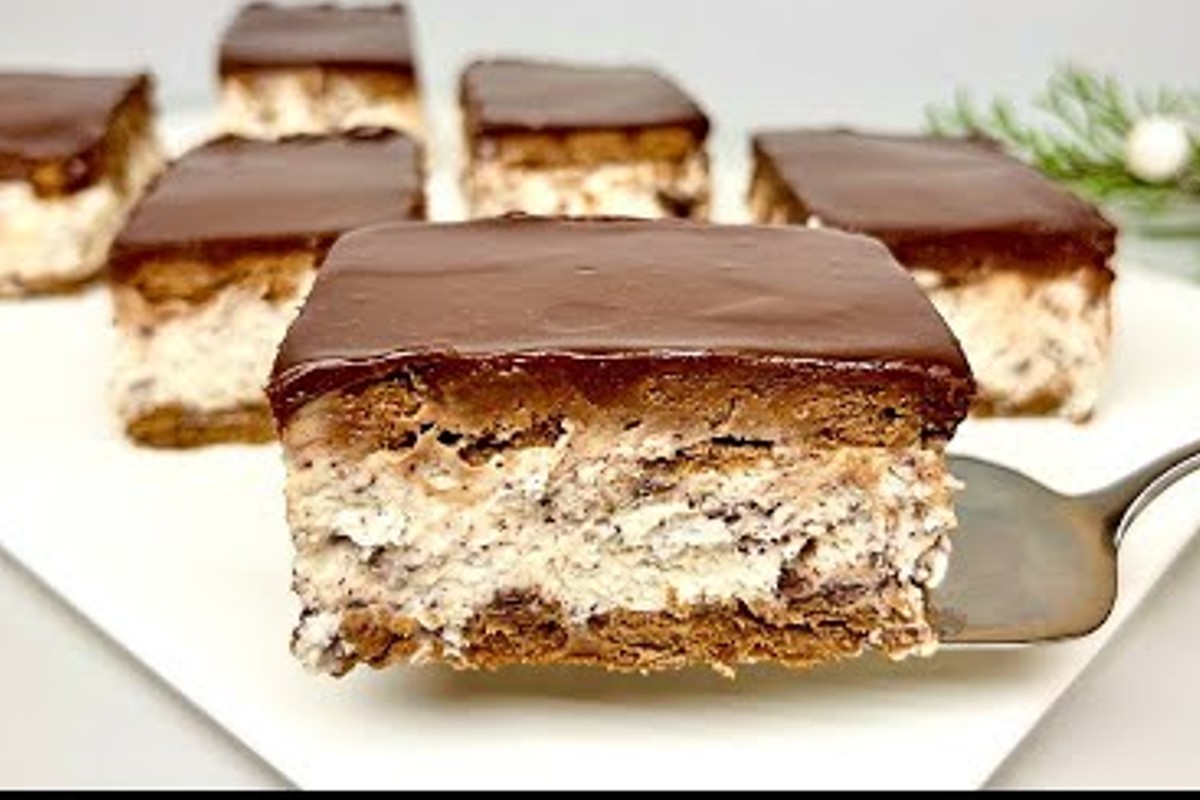 un dolce cosi delizioso che semifreddo al cioccolato