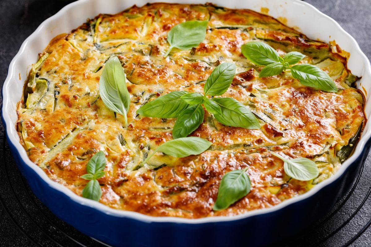zucchine al forno velocissime e AdobeStock 452531643