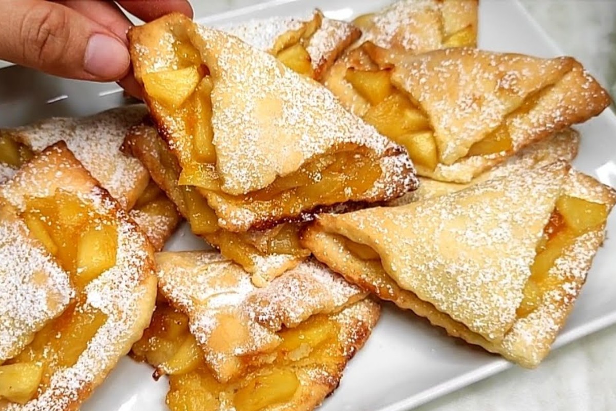 prendi 2 mele e 1 TRIANGOLINI DI MELE