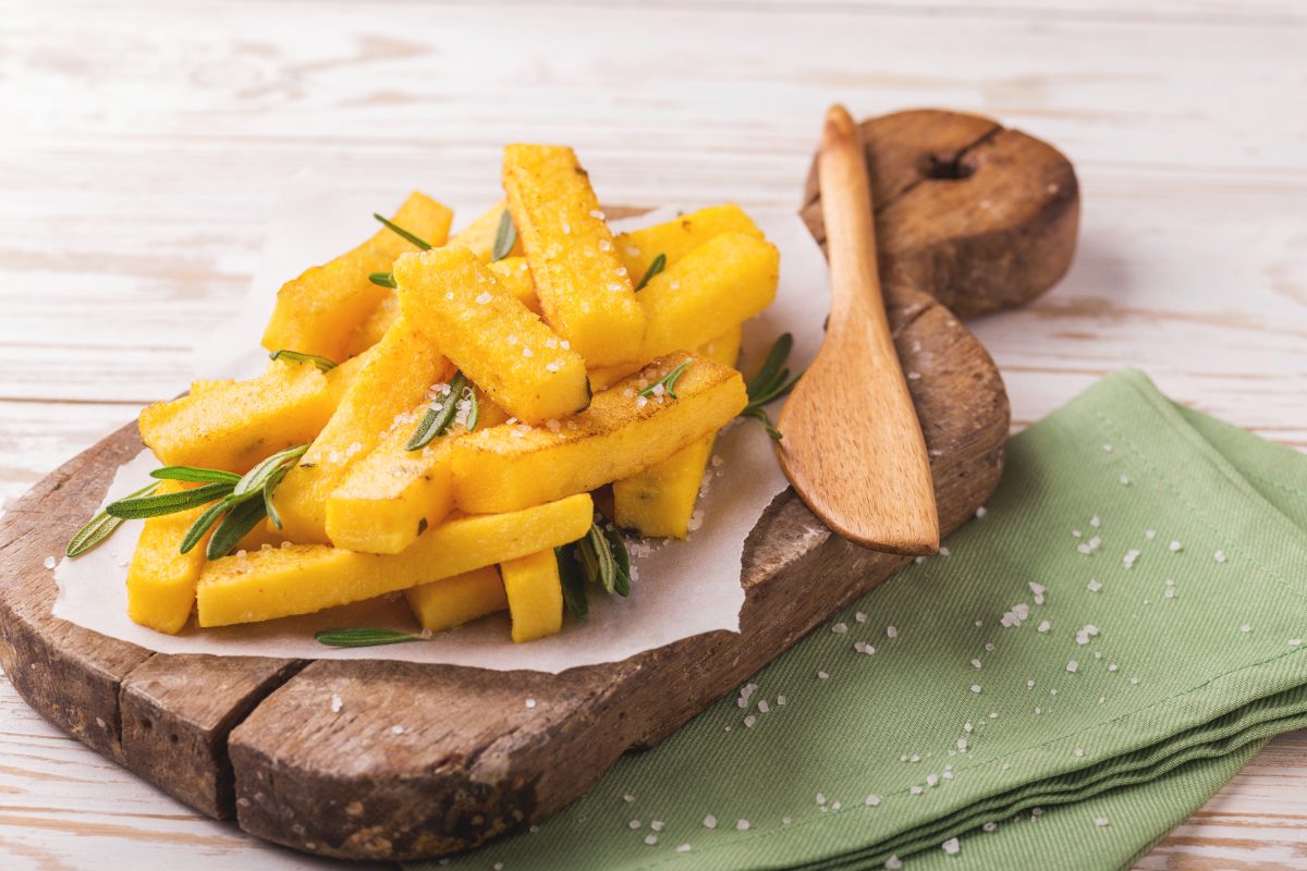 stuzzichini di polenta facili dietetici AdobeStock 171021685