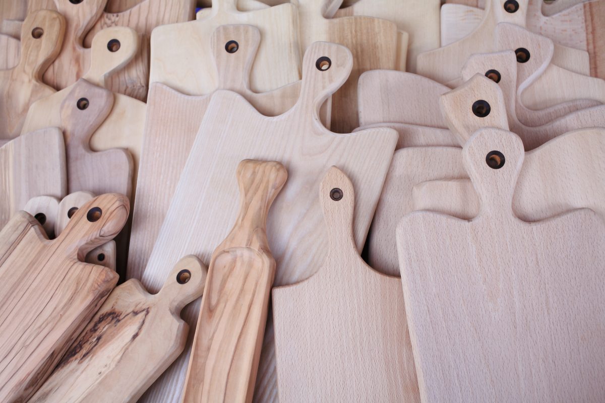 tagliere di legno come pulire AdobeStock 68367007