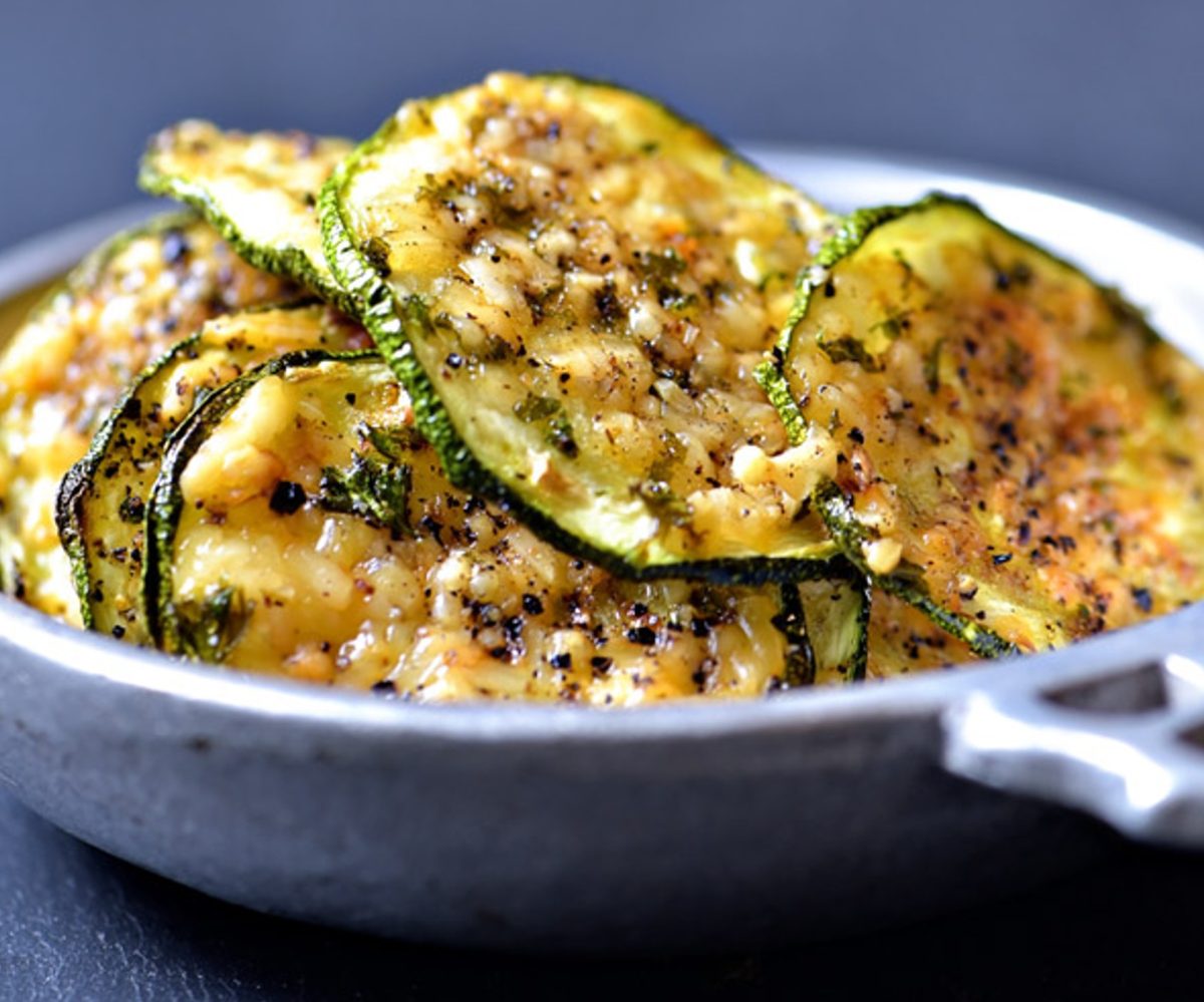 chips di zucchine al pepe chips di zucchine al pepe nero