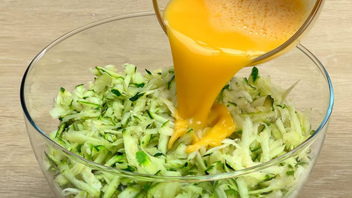 omelette di zucchine grattugia e omelette di zucchine