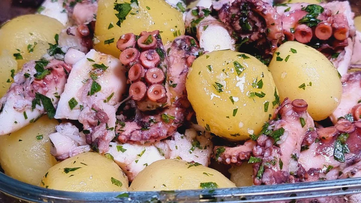 polpo e patate prezzemolati il 359905058 995871008422412 6607999846441439455 n (1)
