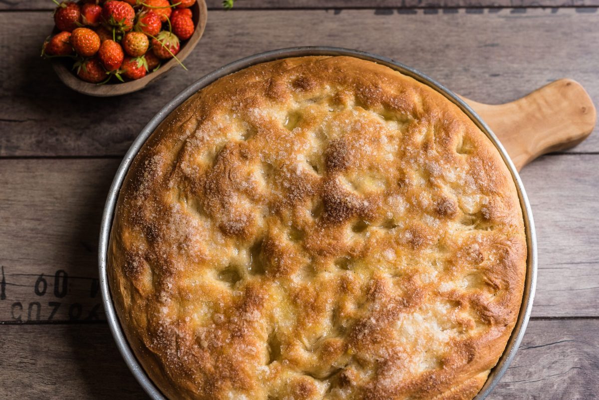 Focaccia dolce scaled 1